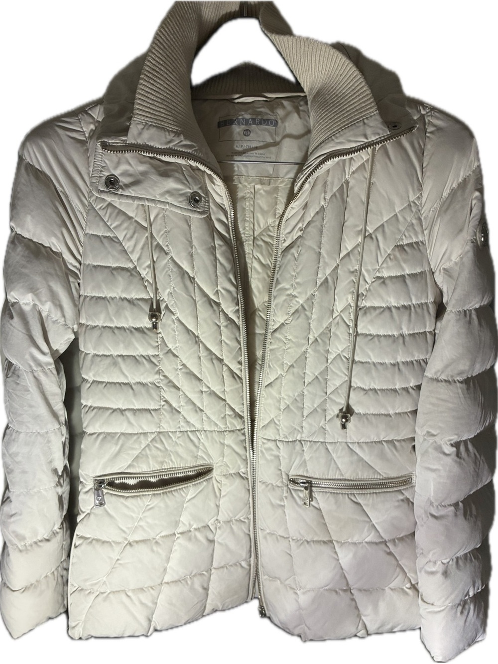 Bernardo Cream Quilted Puffer Jacket with Ribbed Funnel Collar